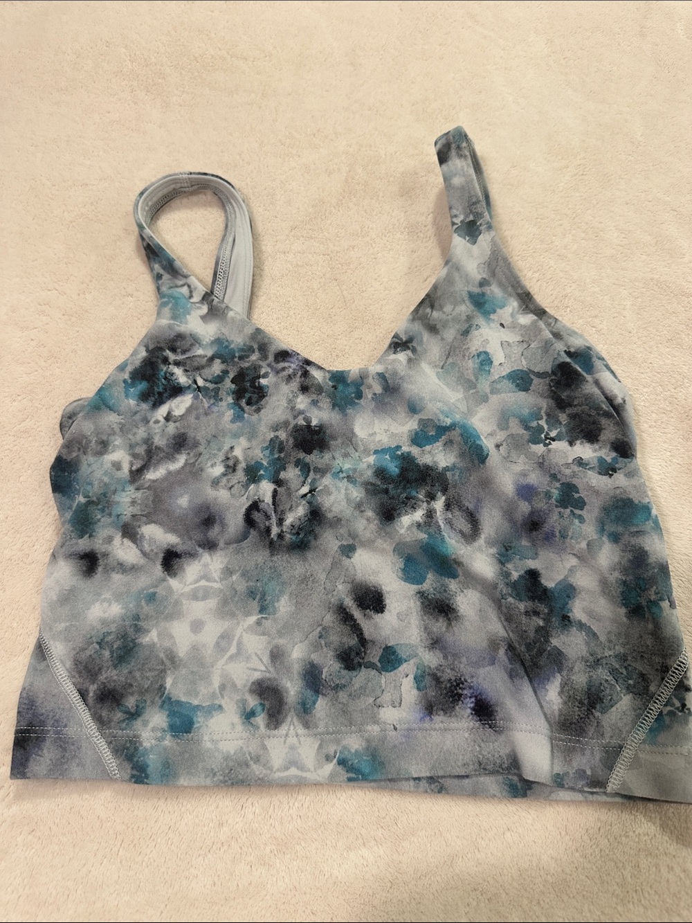 Lululemon - Bundle of 3 -Seamless Cropped Tank Tops - size 2 ( read below ๐๐ป) - Picture 6 of 14